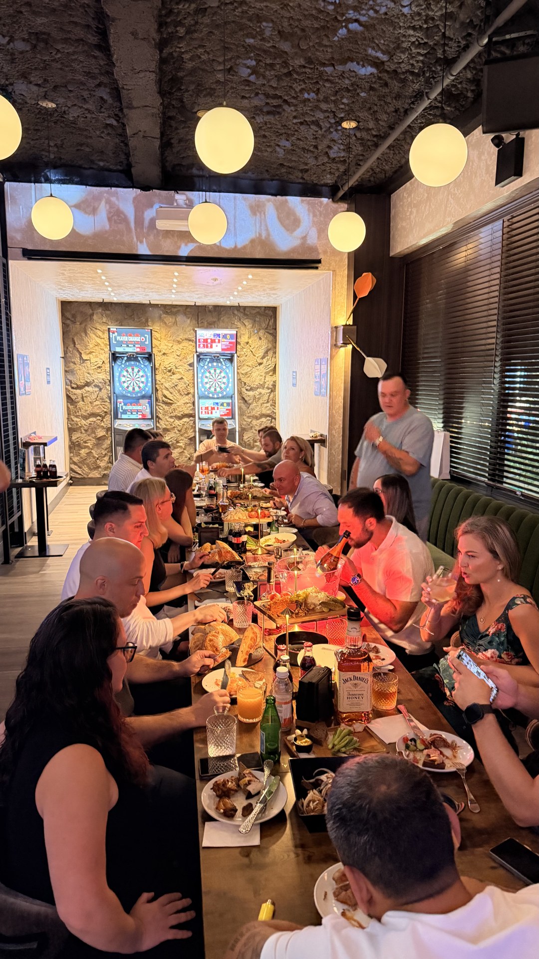 A banquet at SET